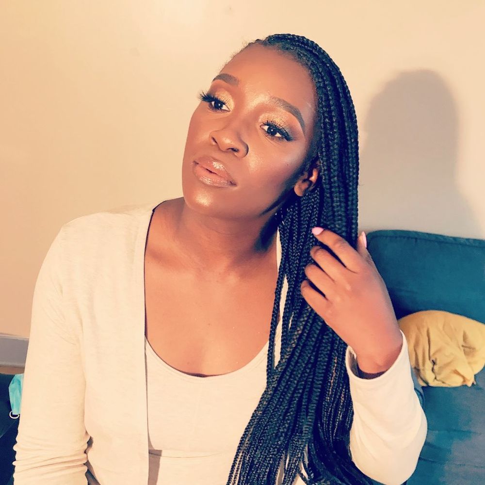 Meet your Posher, Adetola